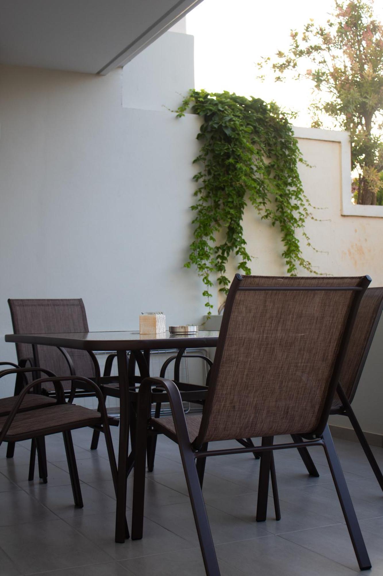 ארטמידה Giakost Apartments V Near Airport מראה חיצוני תמונה
